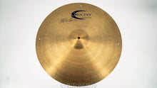 Load image into Gallery viewer, Crescent Hammertone 22&quot; Ride Cymbal w/ 3 Rivets (signed by Jeff Hamilton) - 2547 Grams
