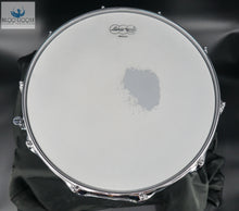 Load image into Gallery viewer, *SOLD* Vintage 1977 Ludwig LM402 Supraphonic 6.5&quot; Snare Drum S/N 1574039
