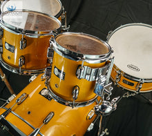 Load image into Gallery viewer, *SOLD* 1996 Legend Keller 6-Ply Maple Drum Set | Honey Amber
